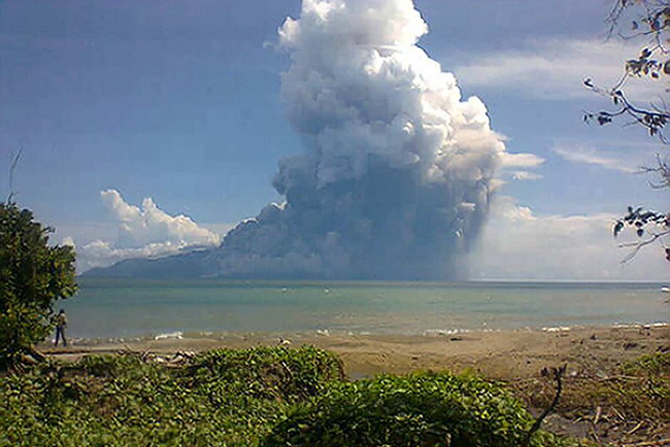 羅卡騰達火山.jpg