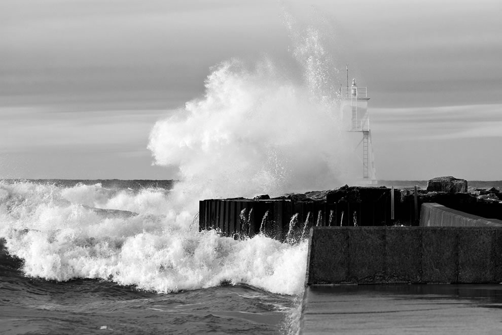 Liquid-Thunder-Waves-Crashing-into-Grand-Marais-Harbor-Light.jpg