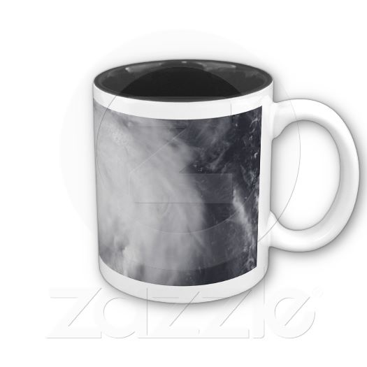 typhoon_maemi_in_the_western_pacific_ocean_mug-p168378059126035552en8j2_525.jpg