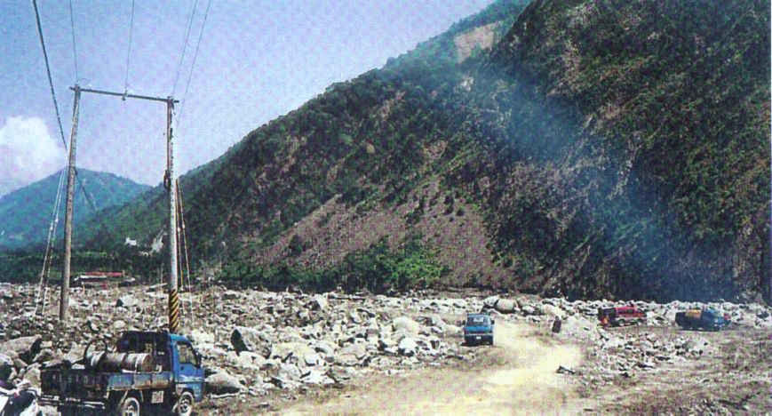 p12-06.jpg
