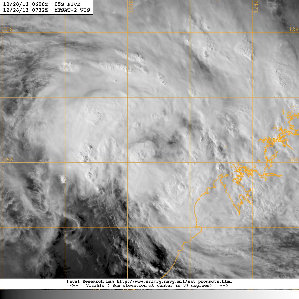 20131228.0732.mtsat2.x.vis1km_high.05SFIVE.35kts-996mb-156S-1207E.100pc.jpg
