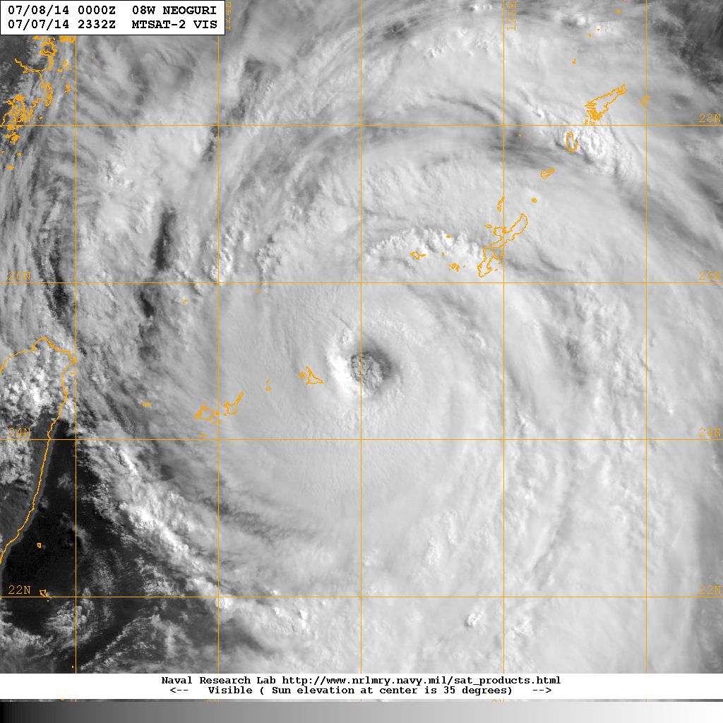 20140707.2332.mtsat2.x.vis1km_high.08WNEOGURI.110kts-941mb-250N-1260E.100pc.jpg