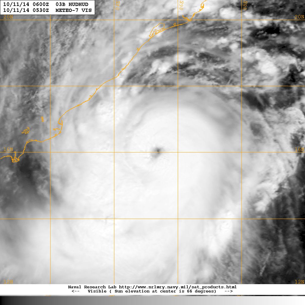 20141011.0530.meteo7.x.vis1km_high.03BHUDHUD.100kts-948mb-160N-852E.100pc.jpg