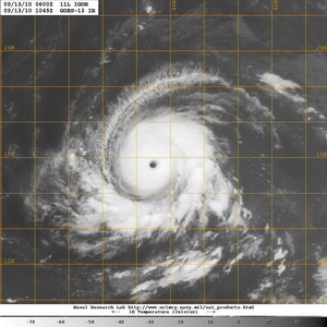 20100913.1045.goes13.x.ir1km_bw.11LIGOR.130kts-935mb-177N-484W.100pc.jpg