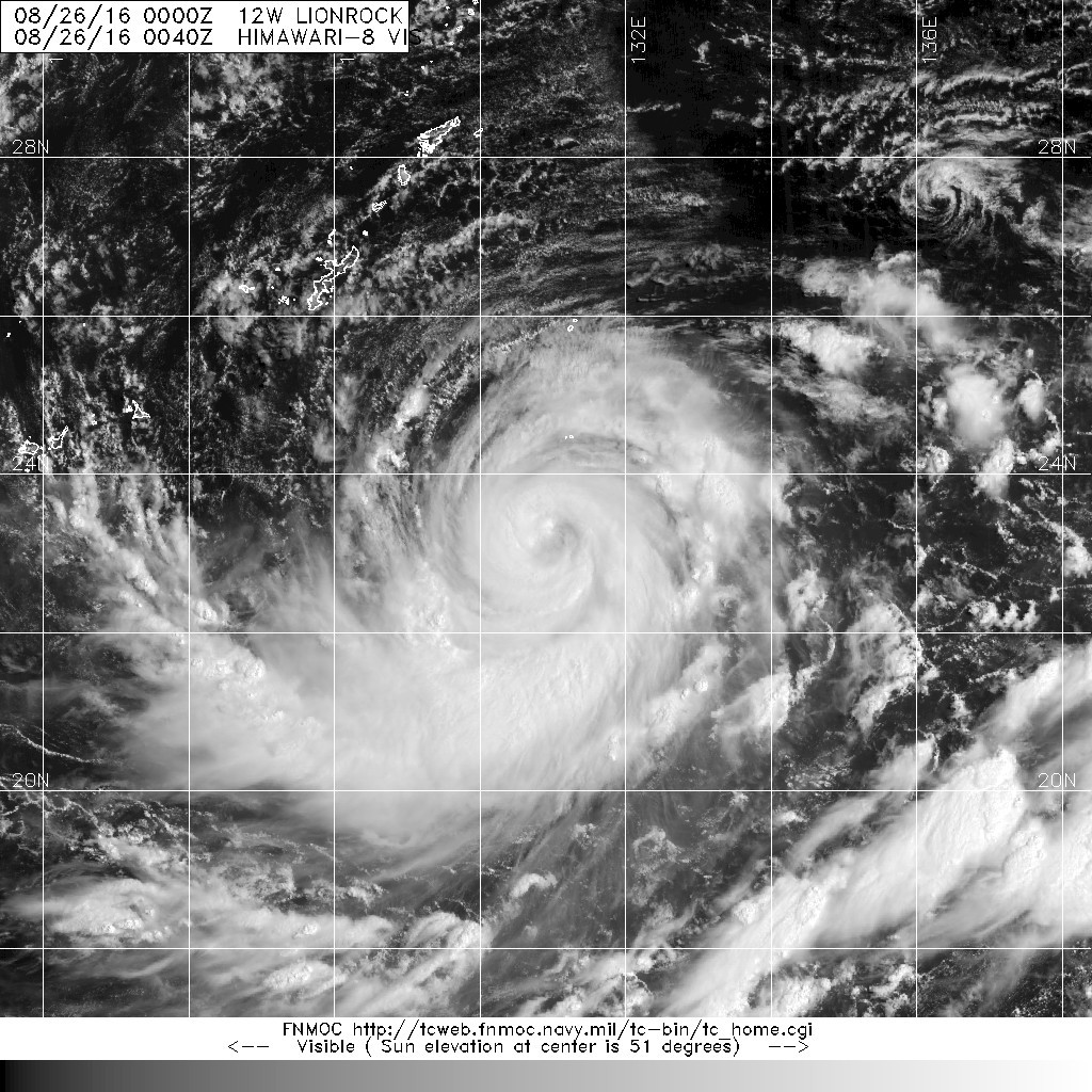 20160826.0040.himawari-8.vis.12W.LIONROCK.105kts.944mb.23.1N.130.9E.100pc.jpg