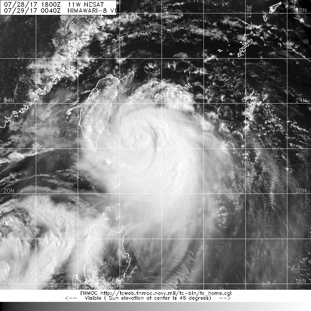 20170729.0040.himawari-8.vis.11W.NESAT.75kts.971mb.21.7N.123.7E.100pc.jpg