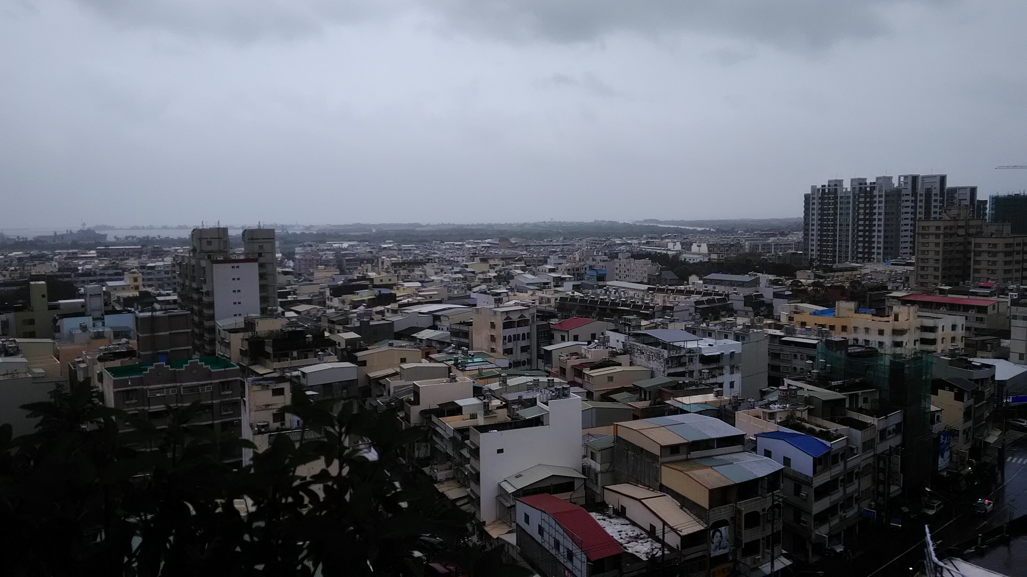 右昌 大雨 