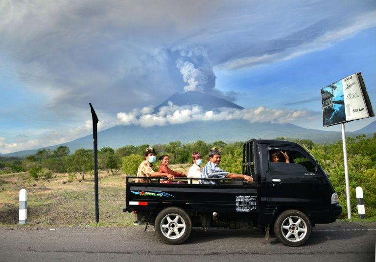 阿貢火山1.jpg