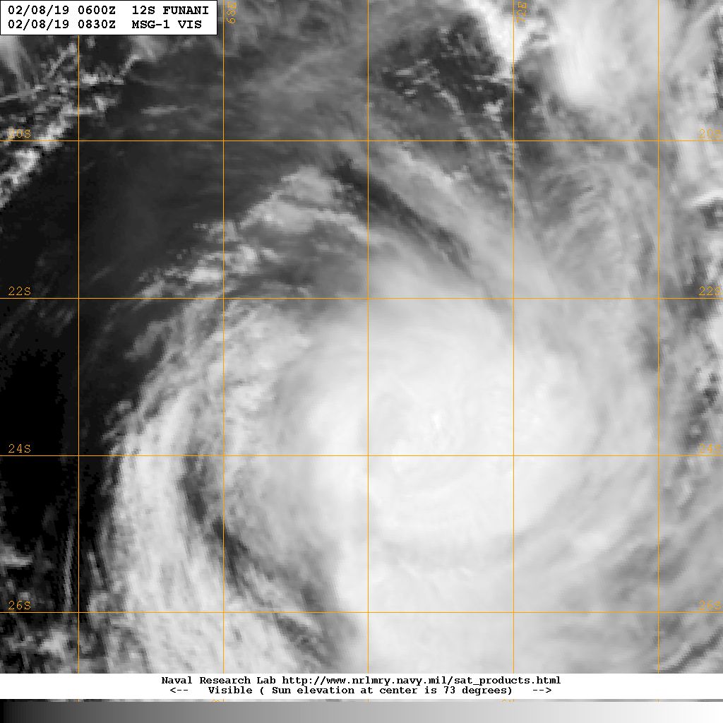 20190208.0830.msg1.x.vis1km_high.12SFUNANI.115kts-943mb-228S-699E.100pc.jpg