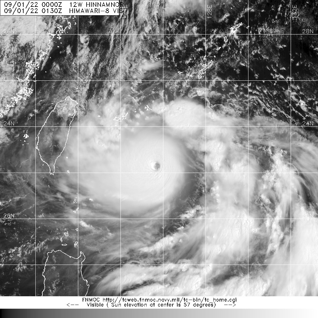 20220901.0130.himawari-8.vis.12W.HINNAMNOR.140kts.915mb.22.6N.125.8E.100pc.jpg