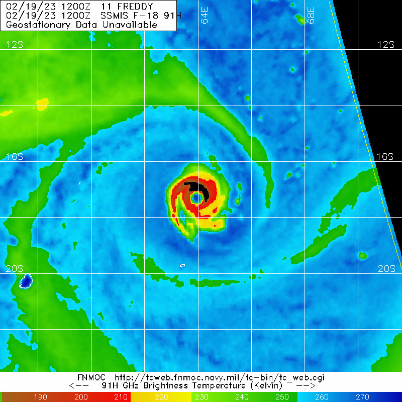 20230219.1200.f18.91h.11S.FREDDY.130kts.934mb.17.4S.64.1E.095pc.jpg