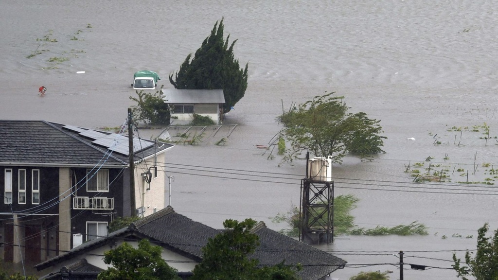 2024-08-29t034553z-1165657252-rc2fp9a94hzv-rtrmadp-3-asia-weather-japan.jpg