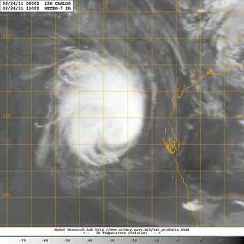 sm20110224_1100_meteo7_x_ir1km_bw_15SCARLOS_60kts-978mb-243S-1095E_100pc.jpg