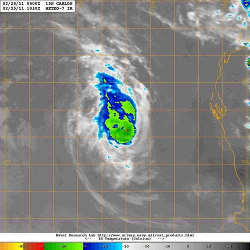 20110225_1030_meteo7_x_ir1km_15SCARLOS_55kts-982mb-271S-1059E_100pc.jpg