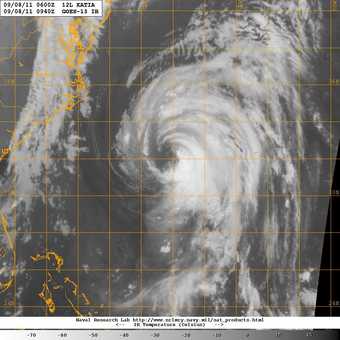 20110908_0940_goes13_x_ir1km_bw_12LKATIA_80kts-975mb-314N-702W_97pc.jpg